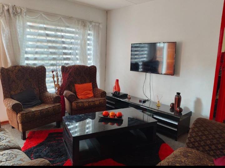 2 Bedroom Property for Sale in Langenhovenpark Free State